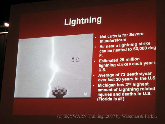 lightningvsplane.jpg